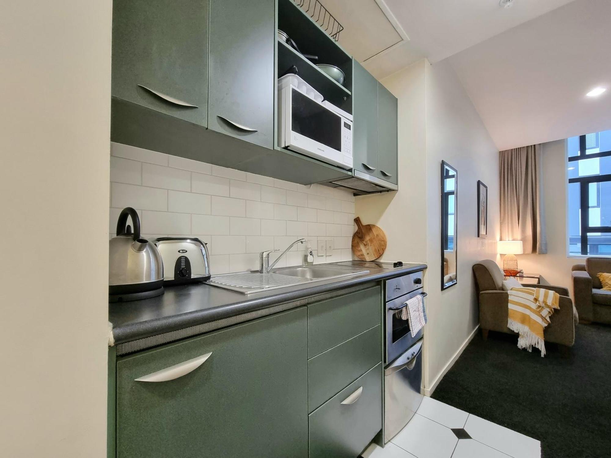 Urban Deco Apartment On Queen Street Auckland Rum bild