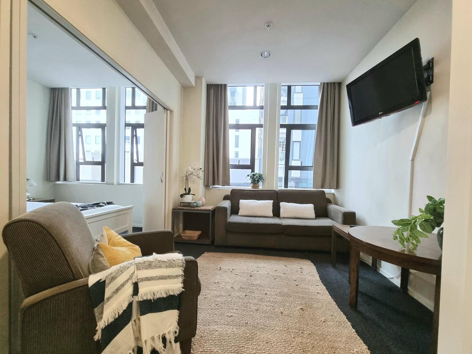 Urban Deco Apartment On Queen Street Auckland Rum bild